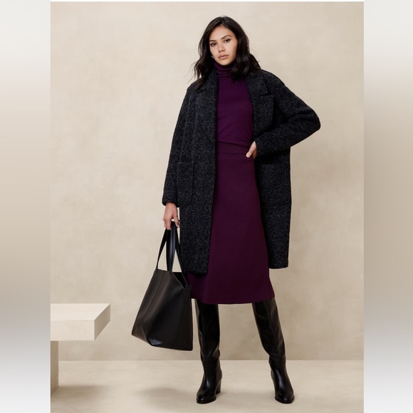 Banana Republic Factory Dresses & Skirts - Banana republic Wine Knit sweater Skirt a/line pull-on elastic career work M